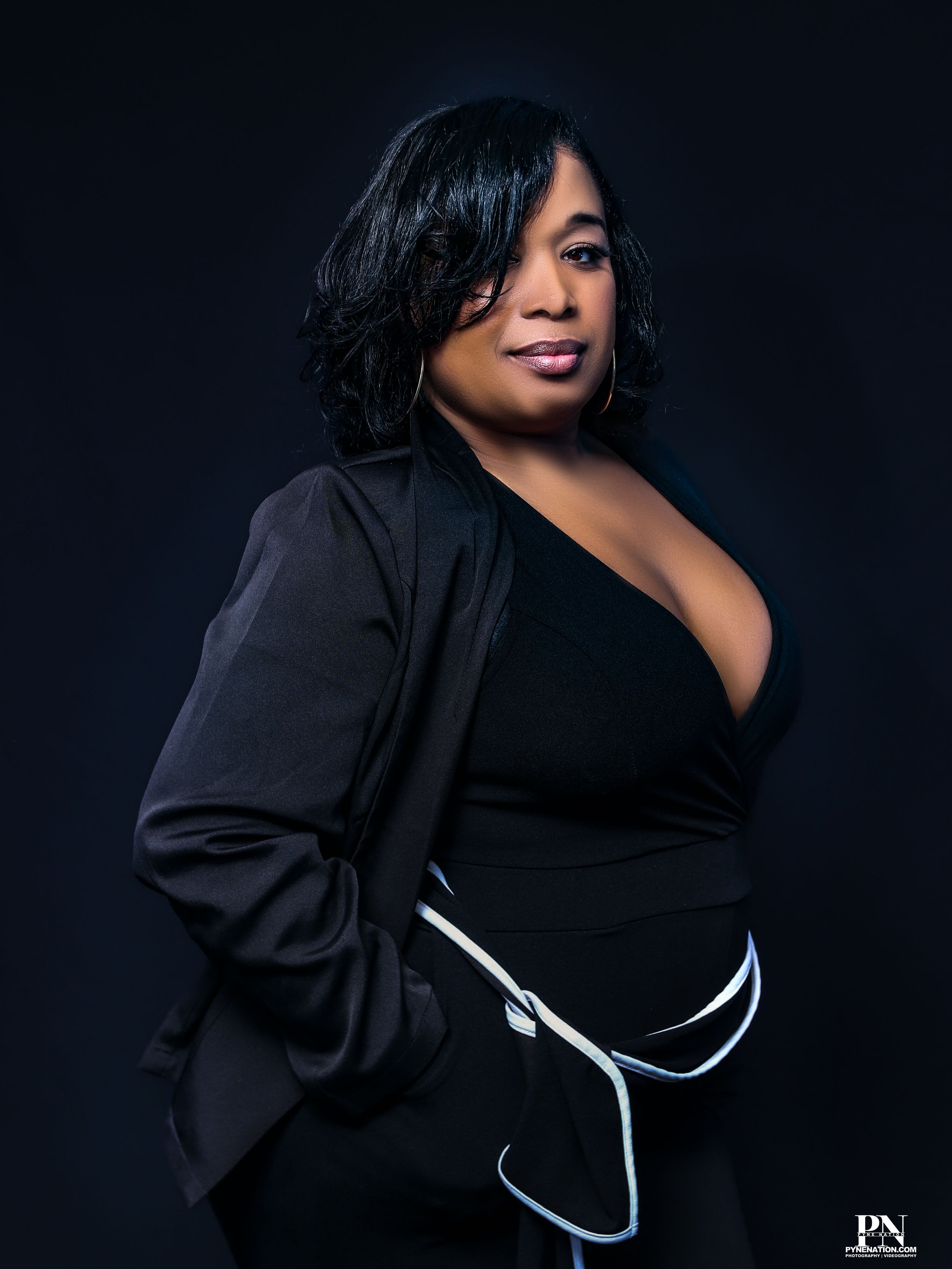 Artist Headshot. Entertainer Headshot. creative headshot. Profile Photo headshot. professional head shot photography. Trenton. Philly. NYC