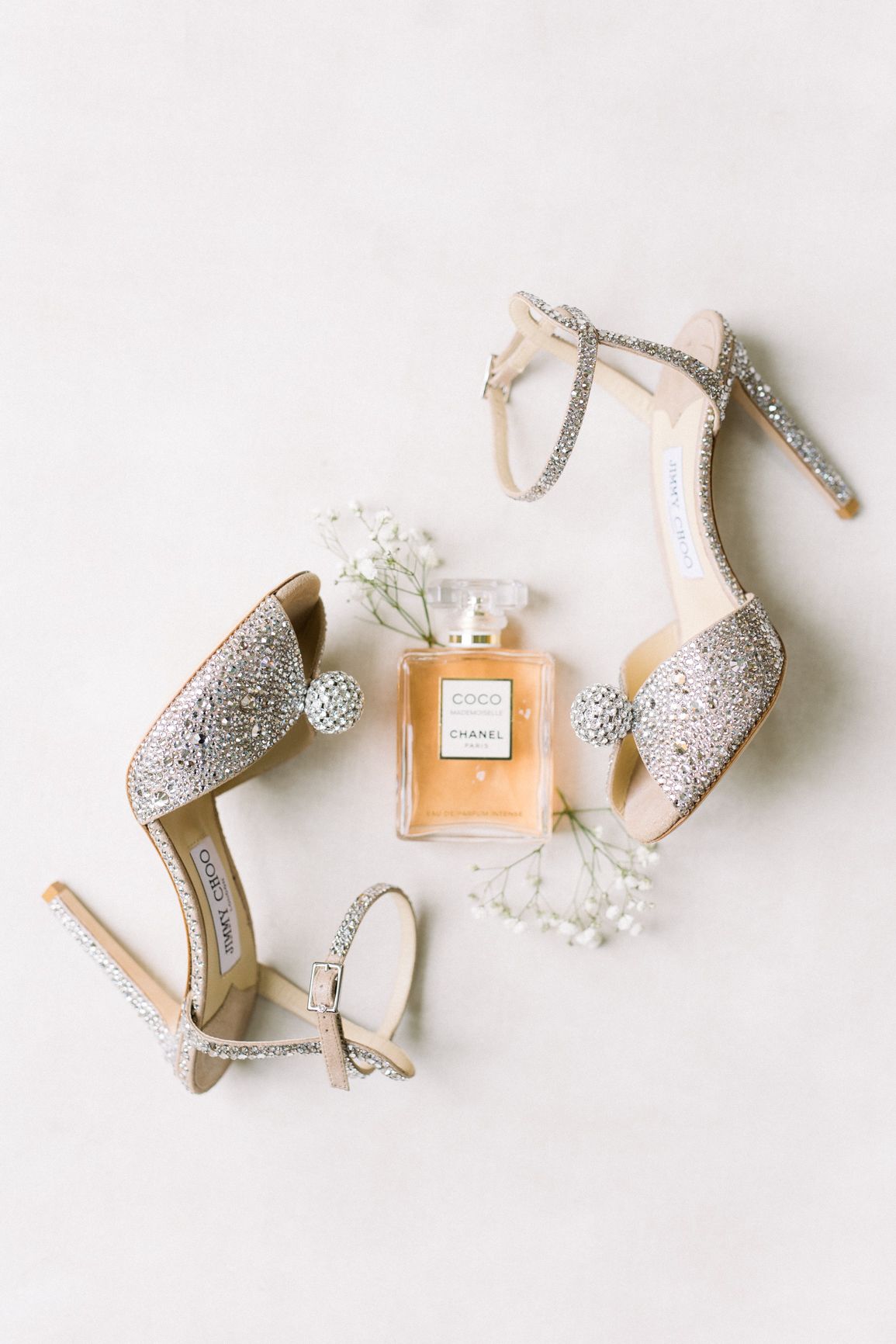 Brautschuhe mit Parfüm - Hochzeitsfotograf Dresden, Leipzig, Sachsen