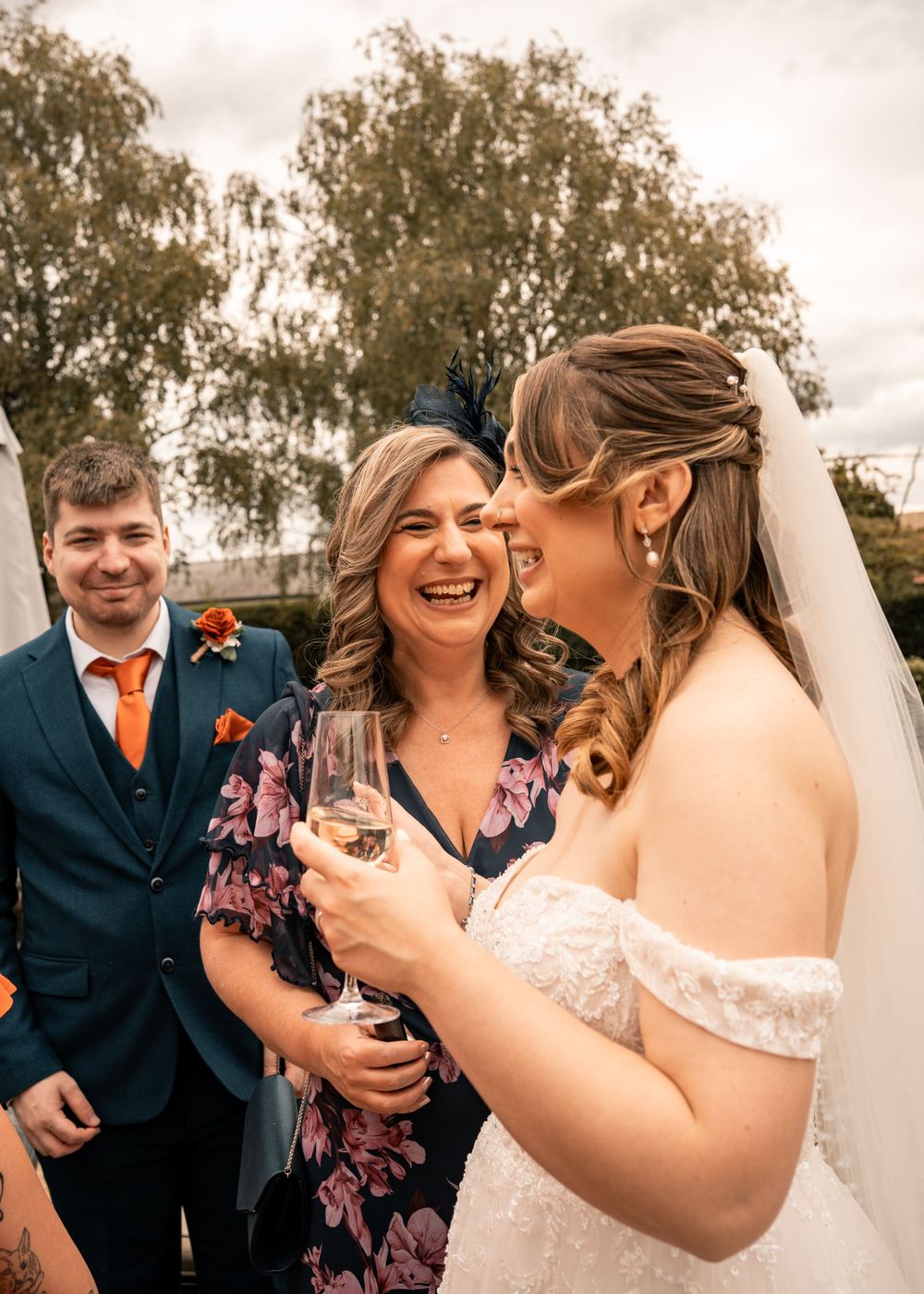DOCUMENTARY WEDDING PHOTOGRAPHY NORFOLK NORWICH PARK FARM WEDDING