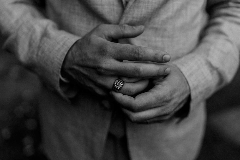 groom hands ring detail wedding porto