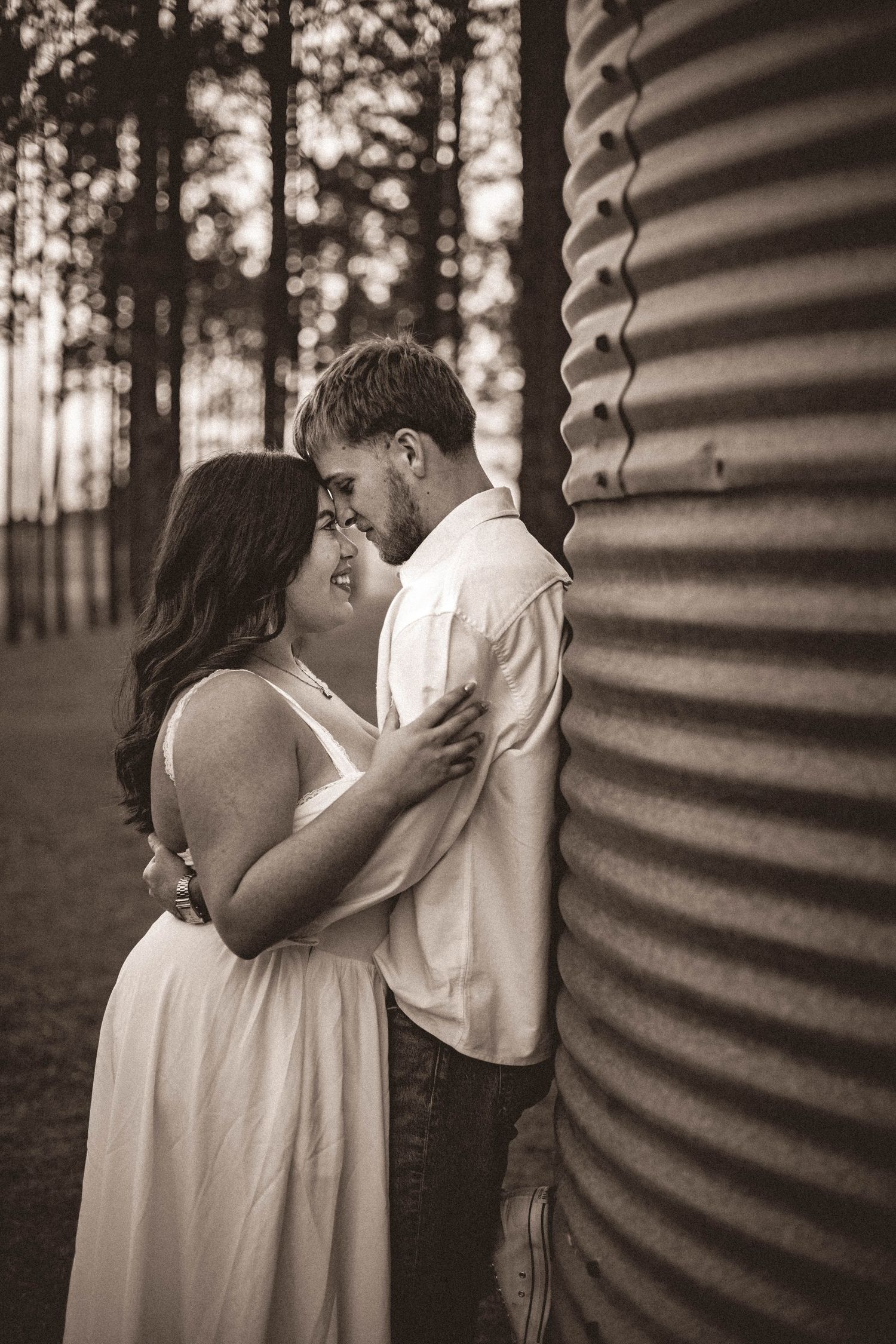 Lake City, FL engagement session. A great place for engagement photography is in the old part of lake city, FL. at the Blanche.
