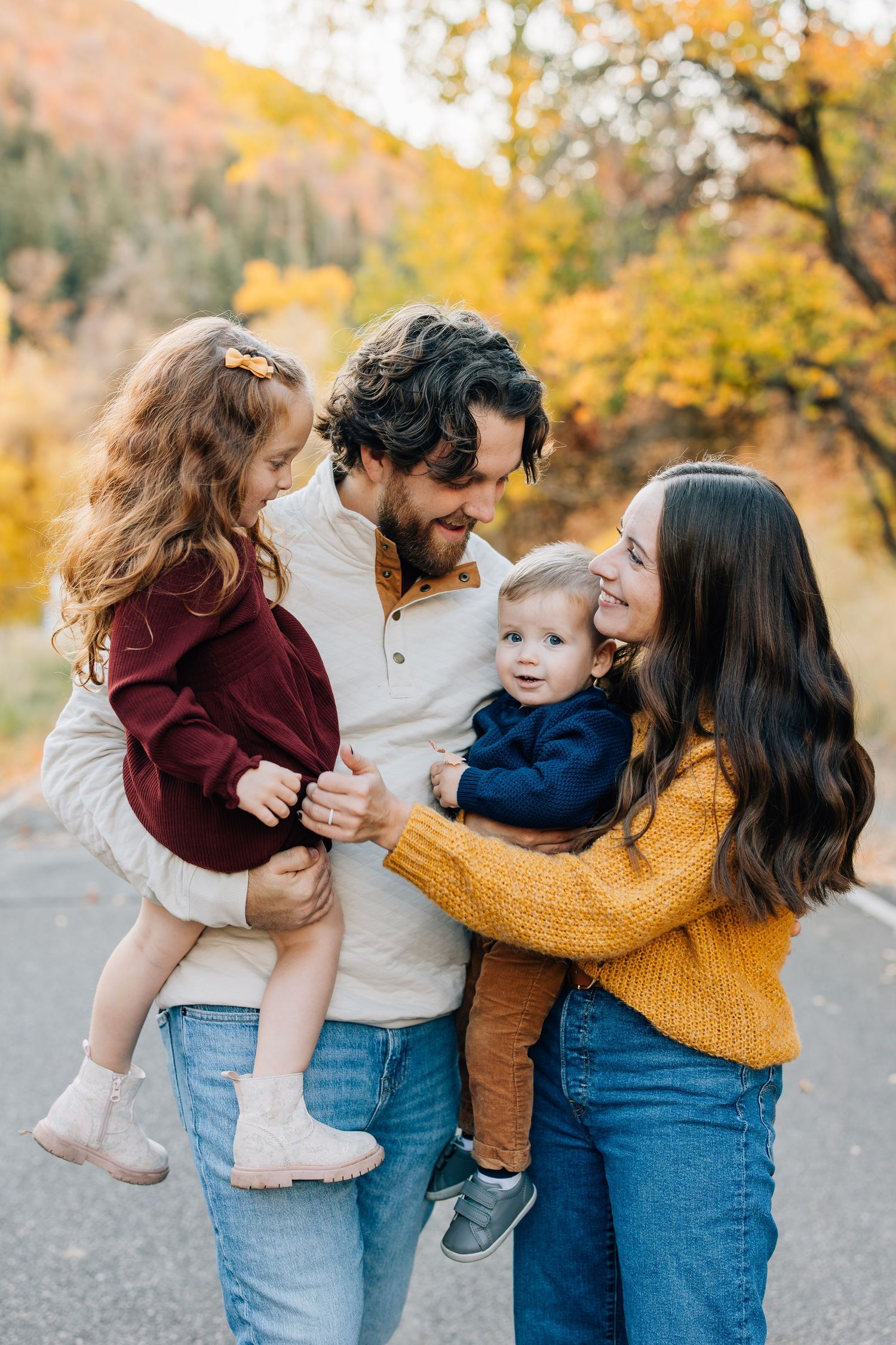 Best Utah Family Photographer in Utah Lake Family Photos