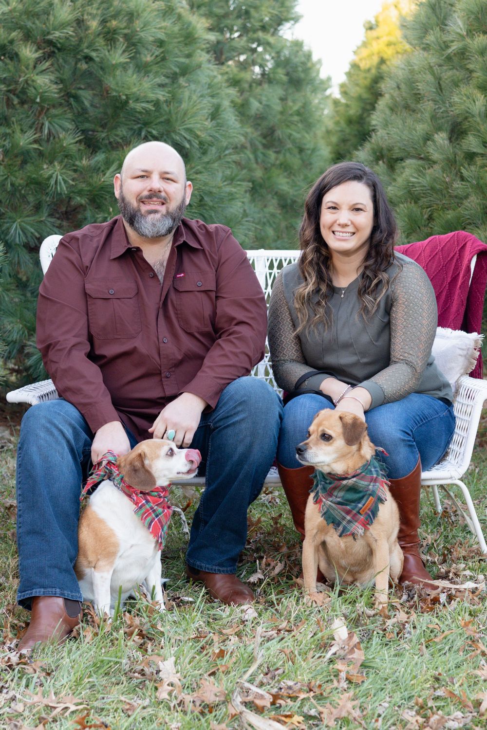 Springfield, IL Photographer captures a family sitting together smiling during a family session in Central, IL.