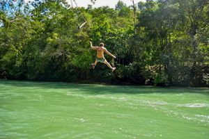 Semuc Champey tour