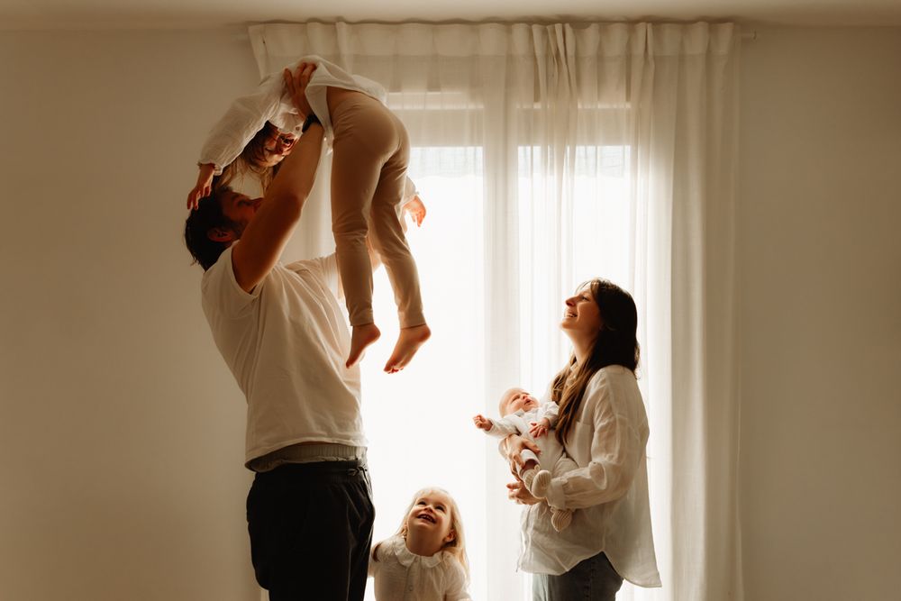 Séance photo nouveau-né au domicile des parents en Bretagne