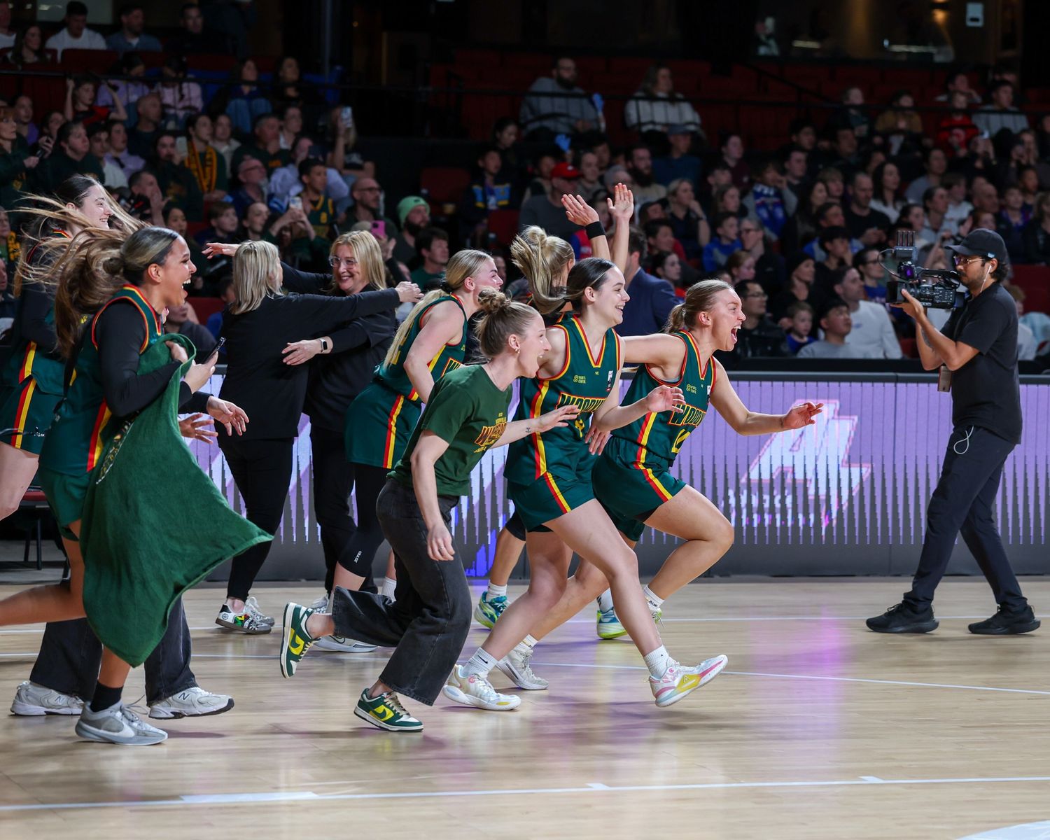 Images by Dan, Adelaide based Sports Photographer, Event Photographer, Headshot Photographer, Portrait Photographer