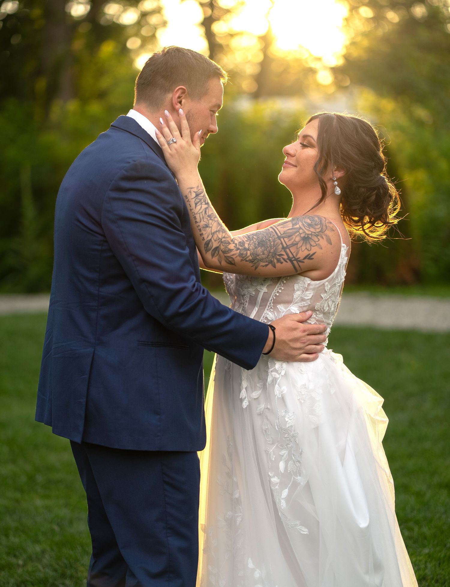 couple shares romantic moments in columbus ohio wedding