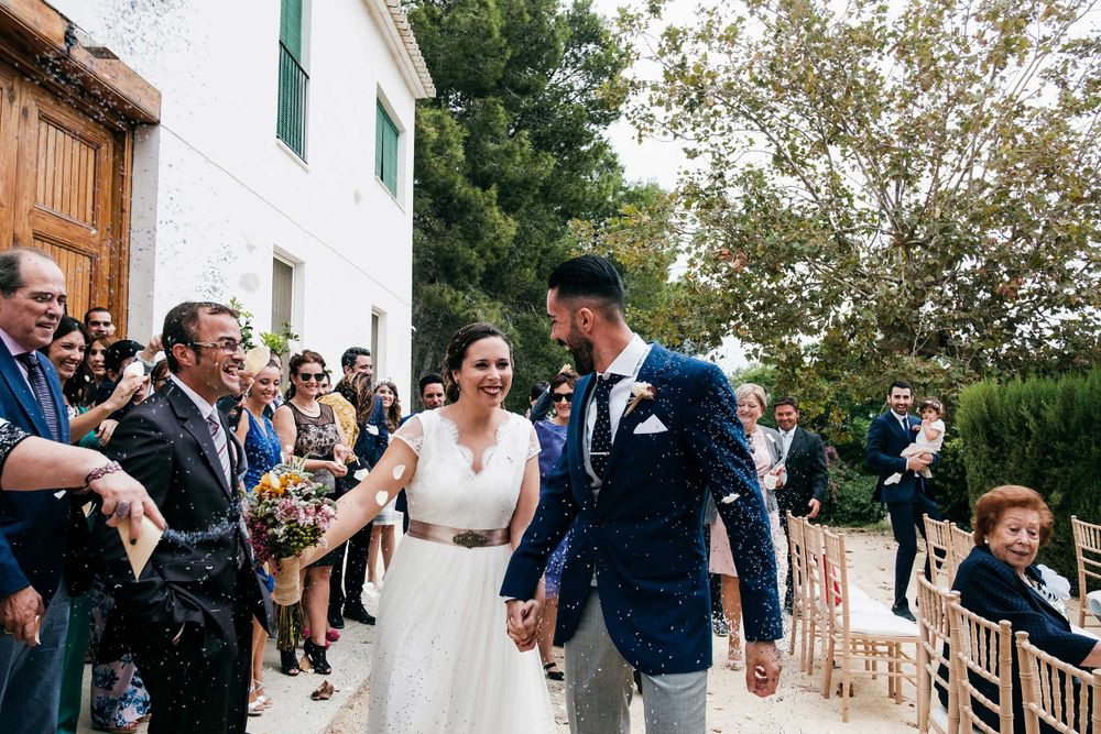 Fotografía documental de boda en Valencia. Reportaje fotográfico en VALENCIA. Fotógrafo de boda Valencia