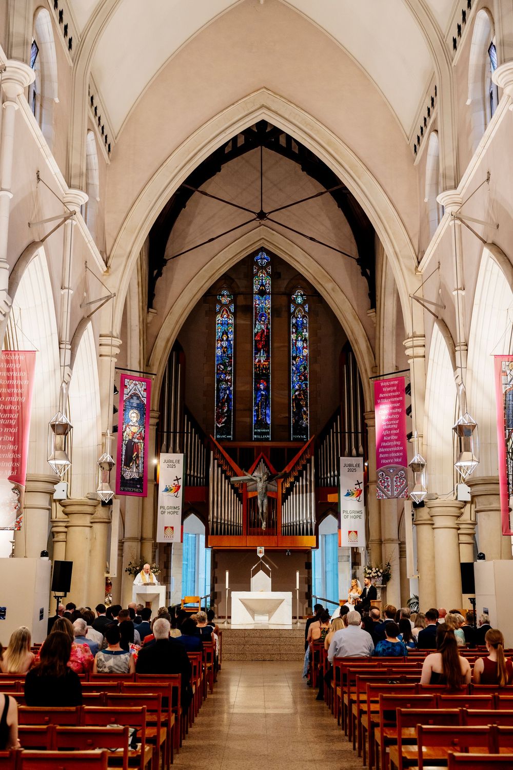 queensland wedding photographer gothic church wedding st stepehen's church