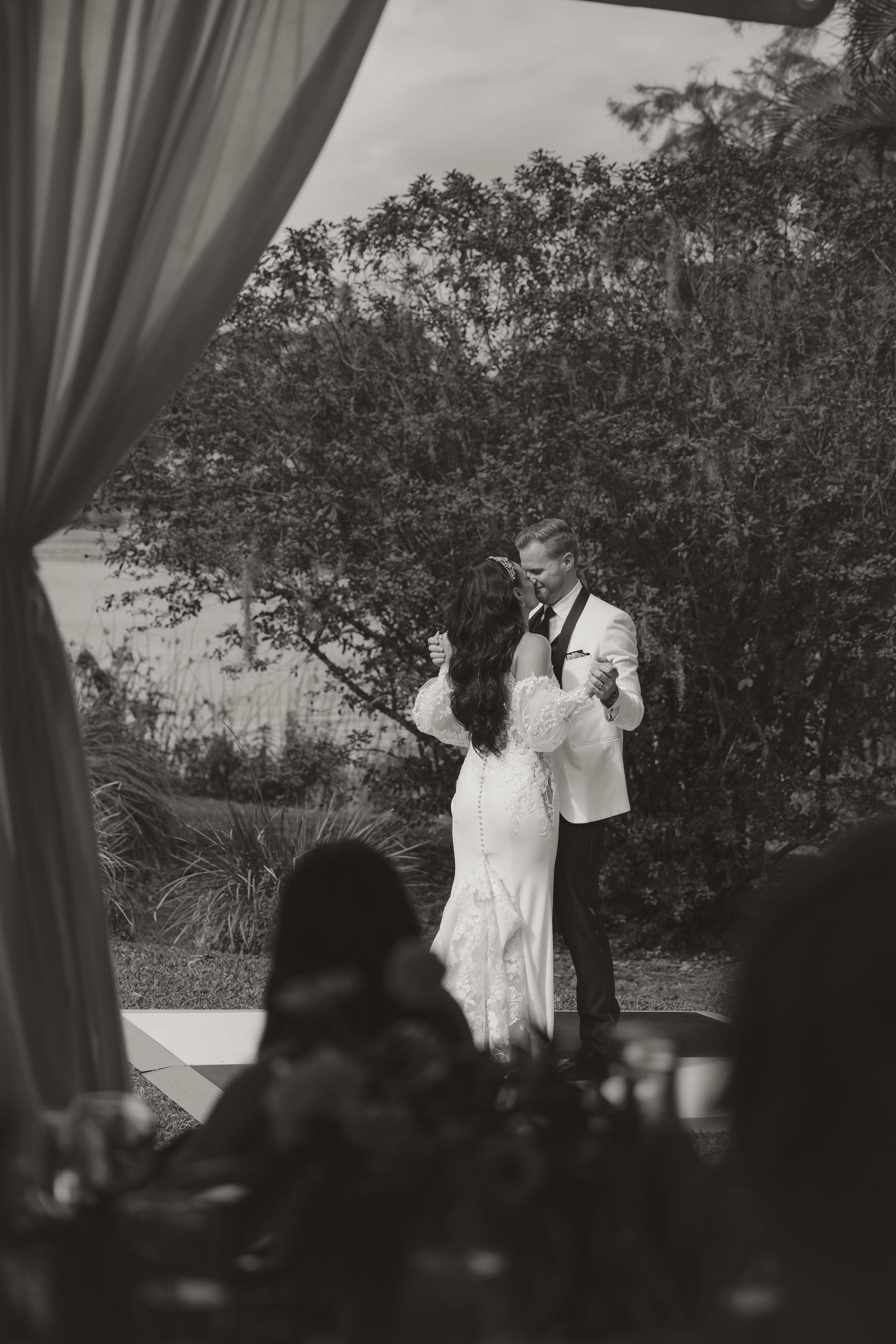 couples/engagments/wedding/marriage/travelingphotgrapher