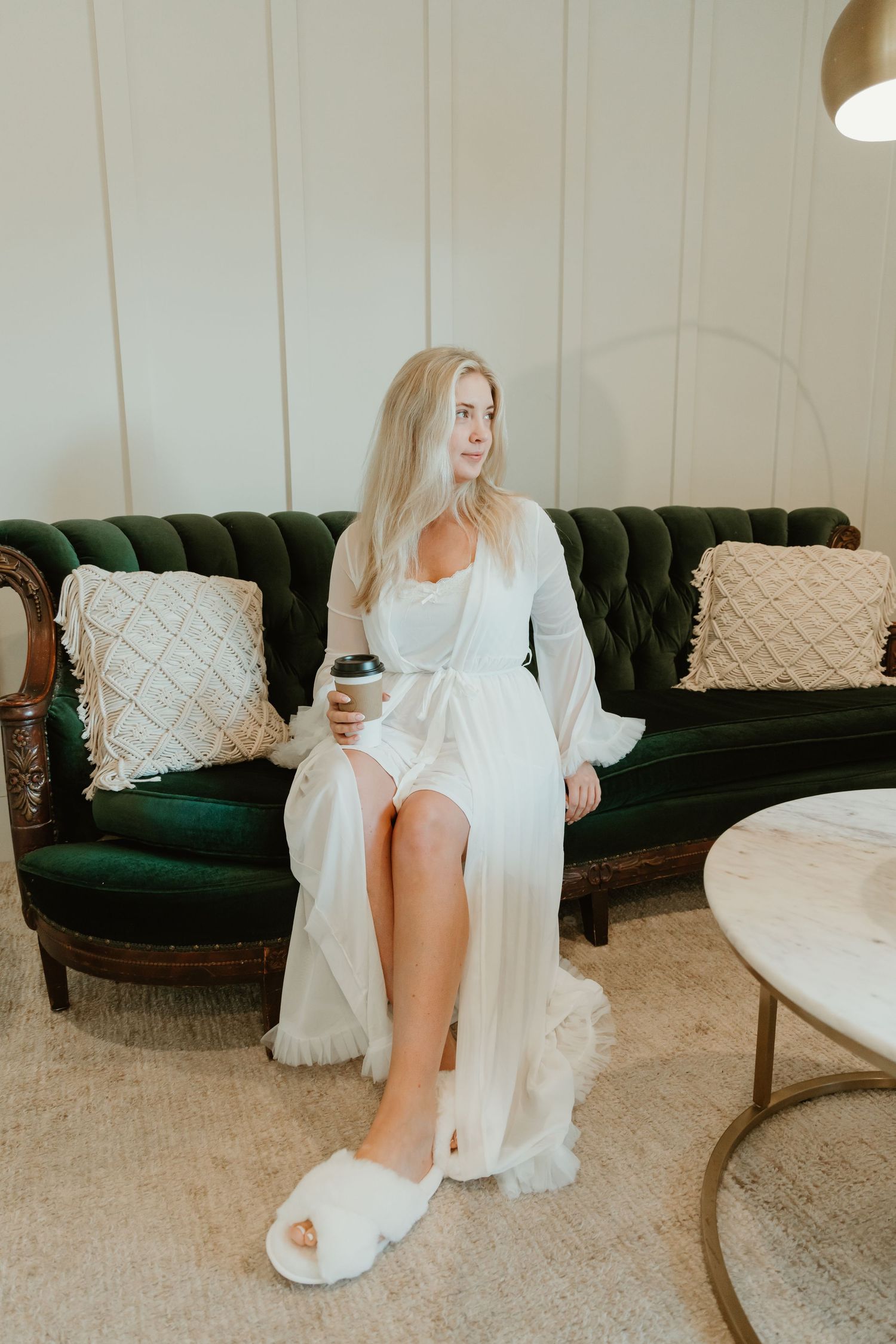 couples/engagments/wedding/marriage/travelingphotgrapher/bridalshots/ bride