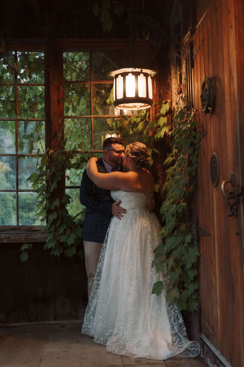 Bridgewater, Nova Scotia and surrounding Southshore areas - Soft & sentimental wedding photography. Storytelling told through imagery.