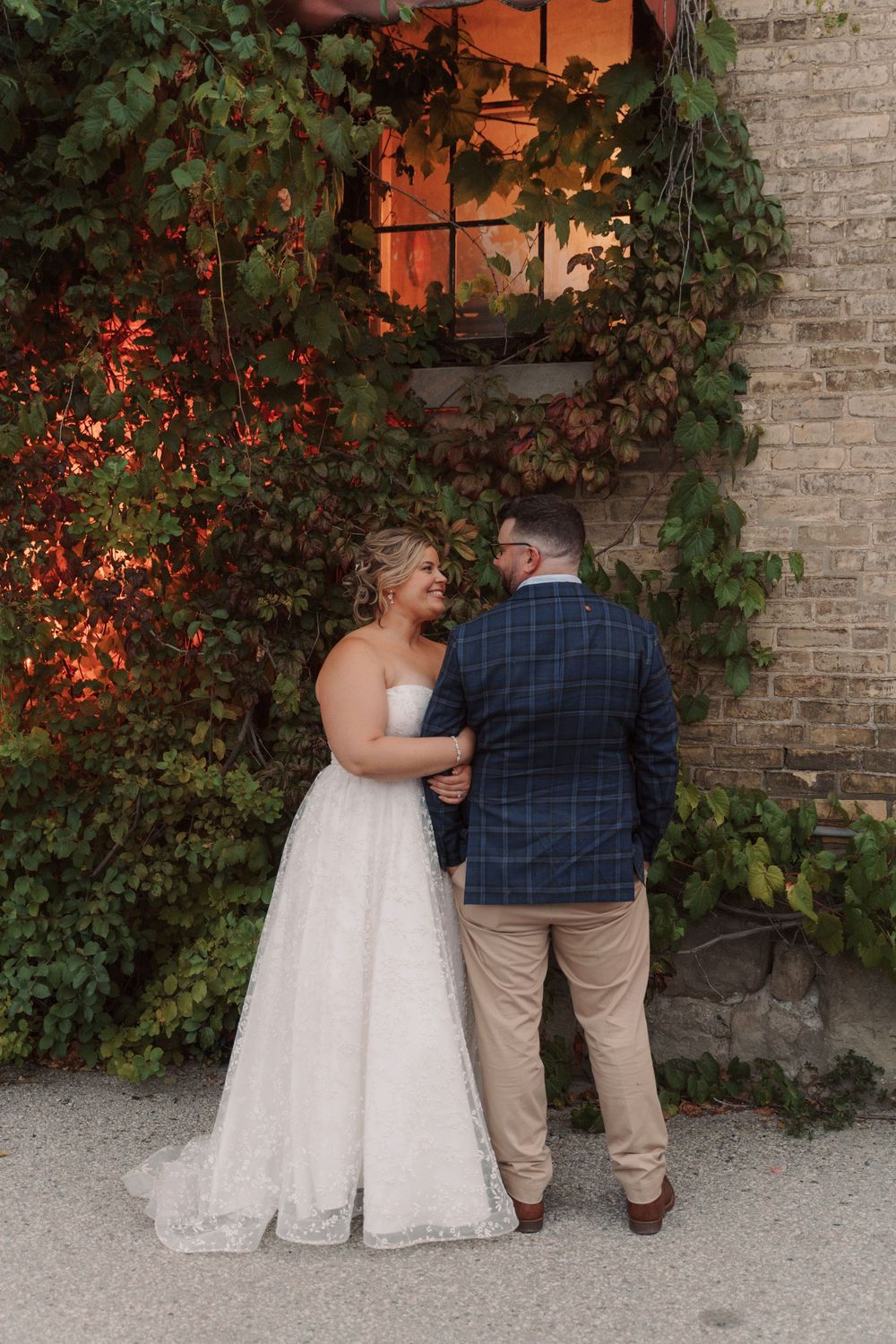 Bridgewater, Nova Scotia and surrounding Southshore areas - Soft & sentimental wedding photography. Storytelling told through imagery.