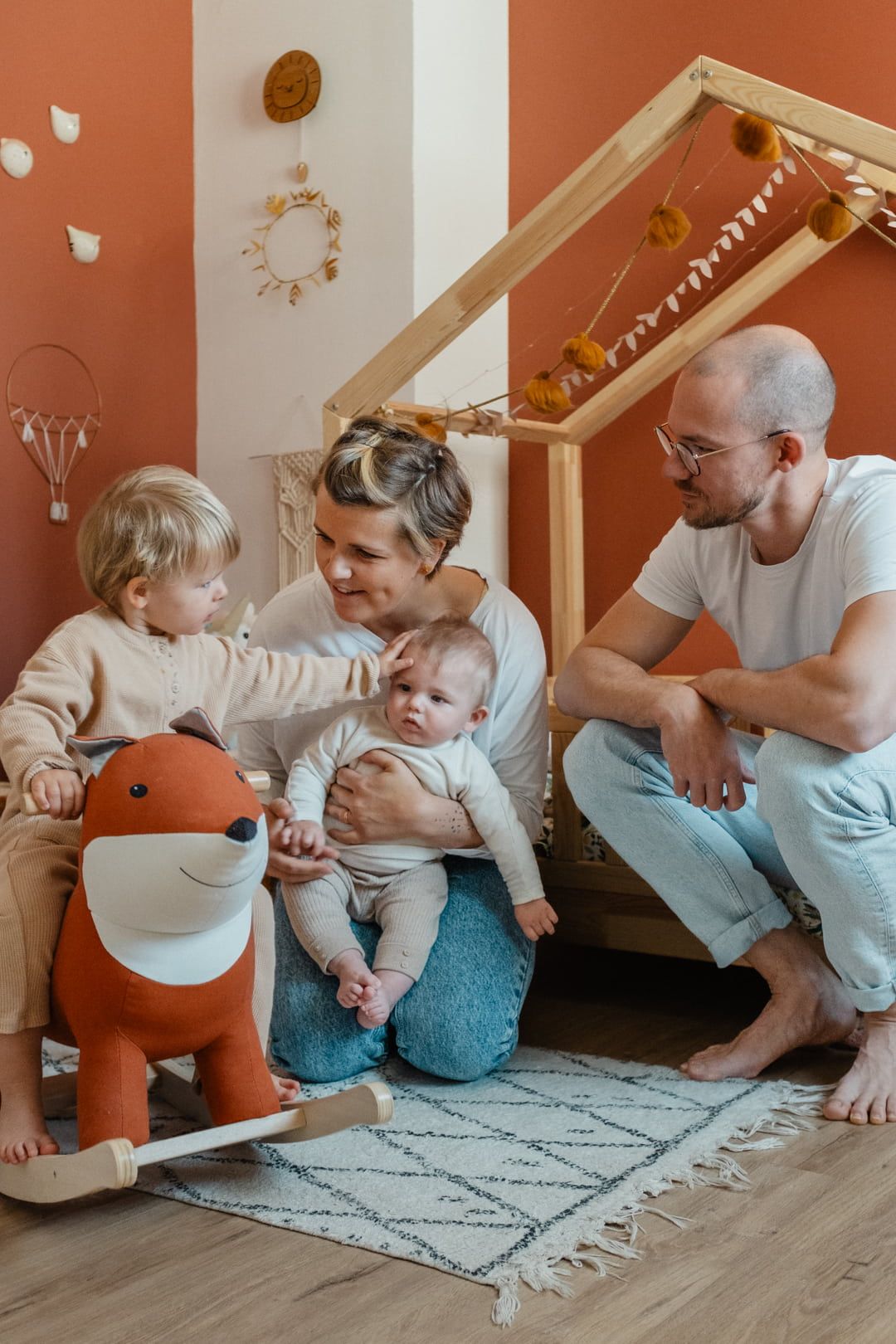 Decouvrir les images d'une seance photo de famille a domicile a La Madeleine pres de Marcq en Baroeul pres de Lille