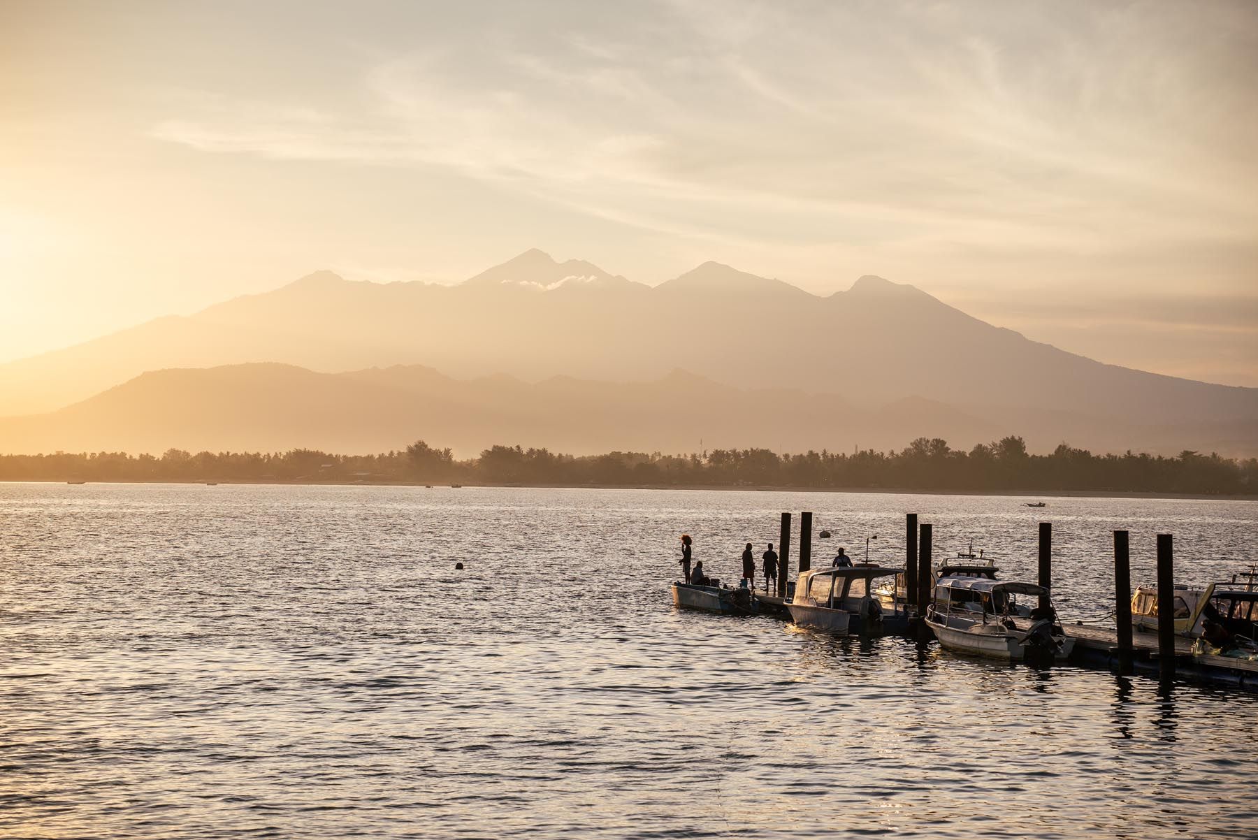 Gili Meno Port
