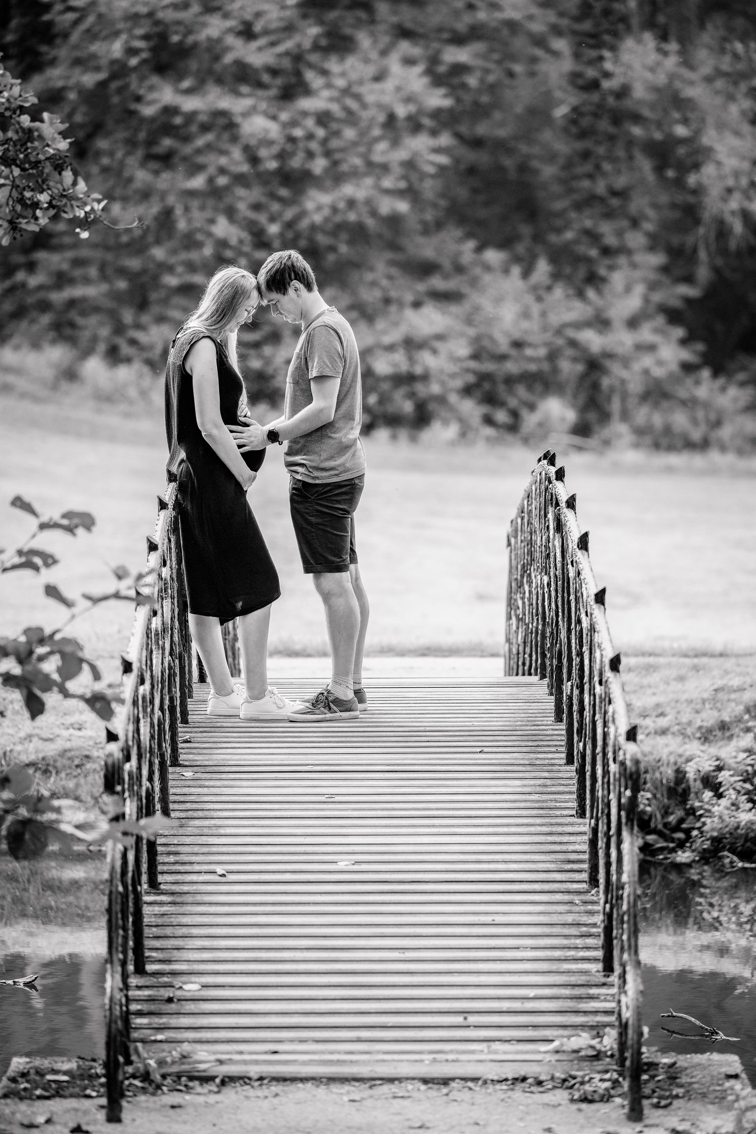 zwangerschapsfotografie Halle, zwangerschapsfotograaf Halle, zwangerschapsshoot, zwangerschapsfoto’s, bellyshoot, shoot op locatie.