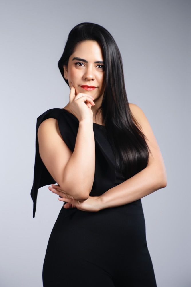 Retrato de marca personal para ejecutivos y profesionales en LinkedIn. Sesión fotográfica premium en el sur de la CDMX