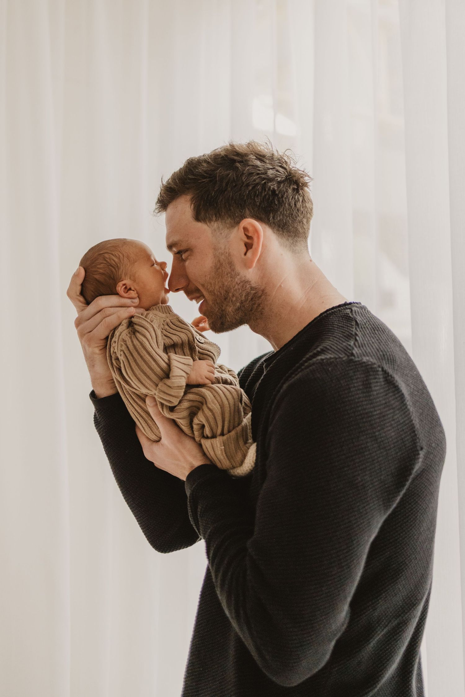 Geelong Lara Torquay Ocean Grove Barwon Heads newborn maternity pregnancy family motherhood couples photographer photography photoshoot