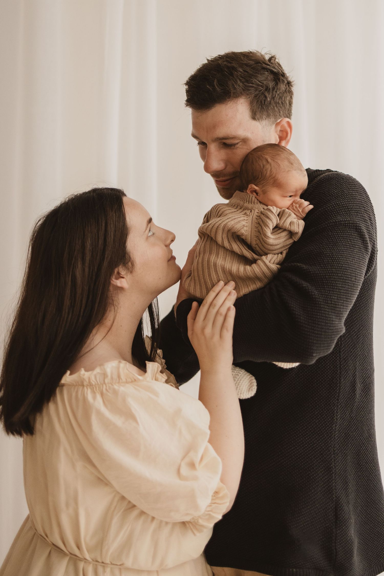 Geelong Lara Torquay Ocean Grove Barwon Heads newborn maternity pregnancy family motherhood couples photographer photography photoshoot