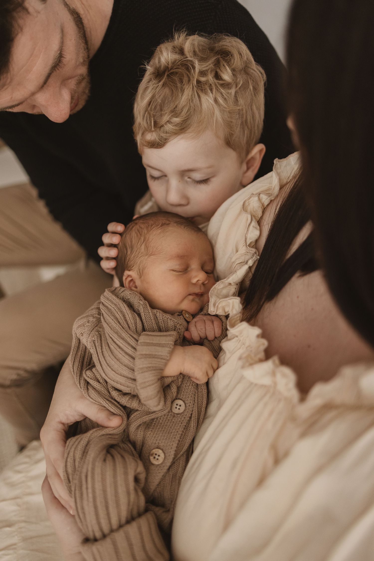 Geelong Lara Torquay Ocean Grove Barwon Heads newborn maternity pregnancy family motherhood couples photographer photography photoshoot