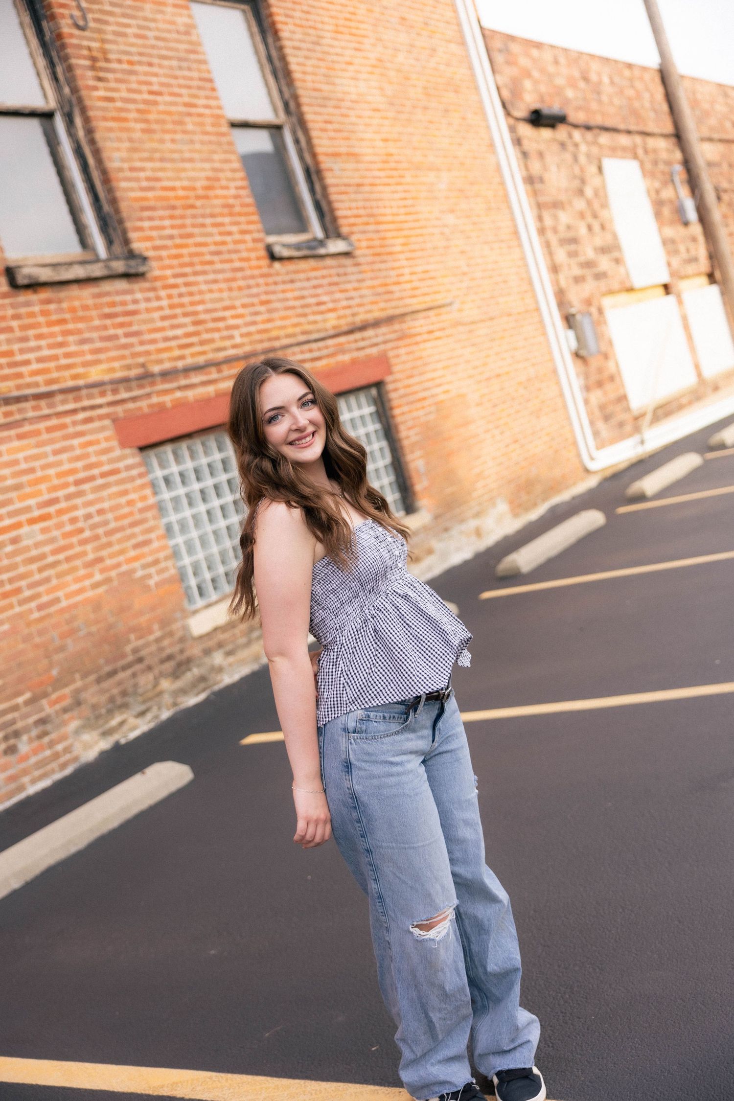 Outdoor summer downtown senior photos in Springfield, Illinois