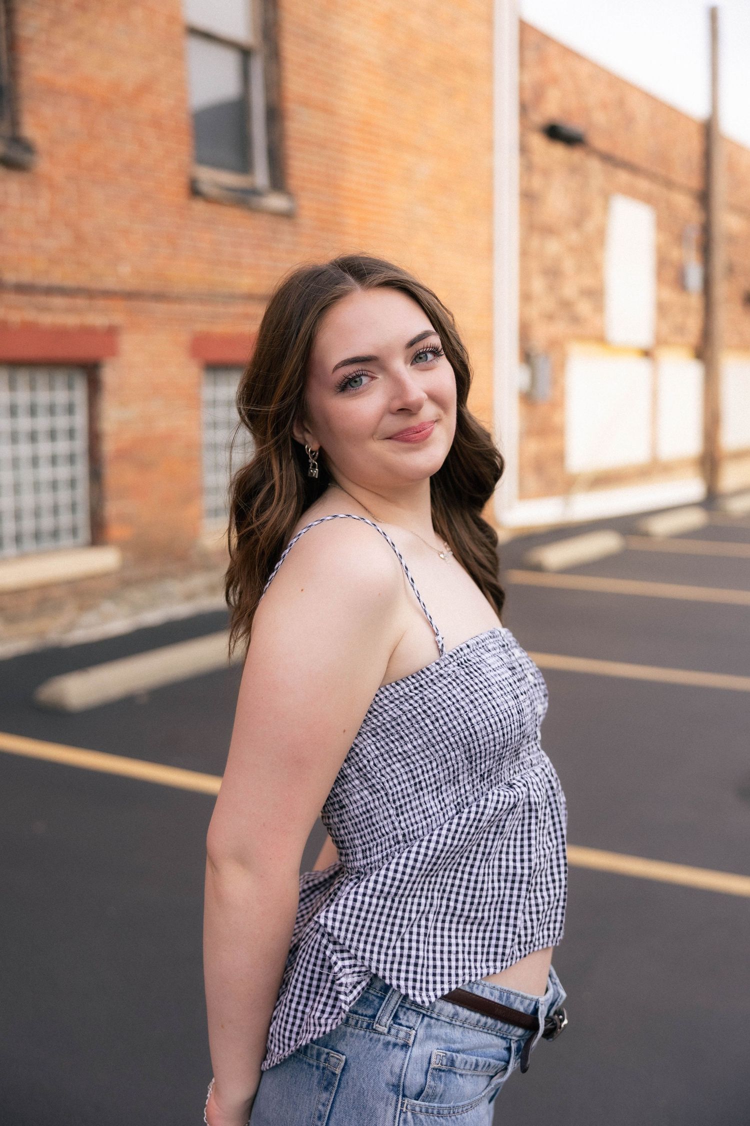 Outdoor summer downtown senior photos in Springfield, Illinois