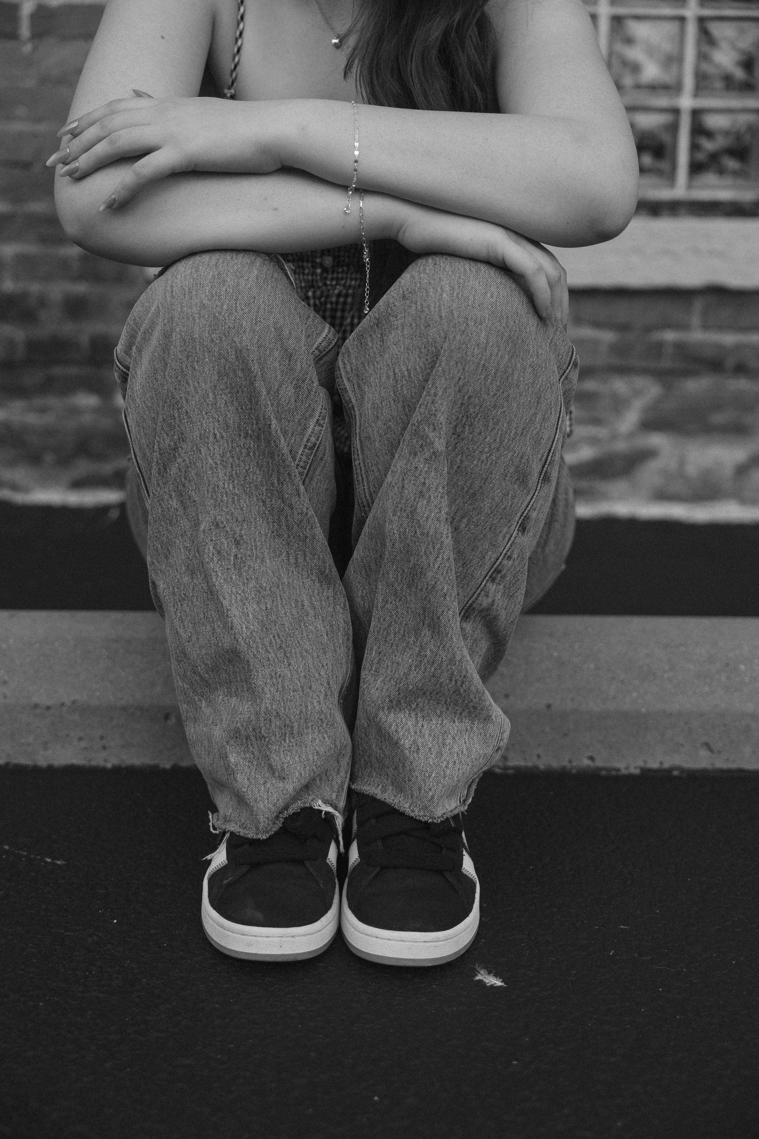 Outdoor summer downtown senior photos in Springfield, Illinois