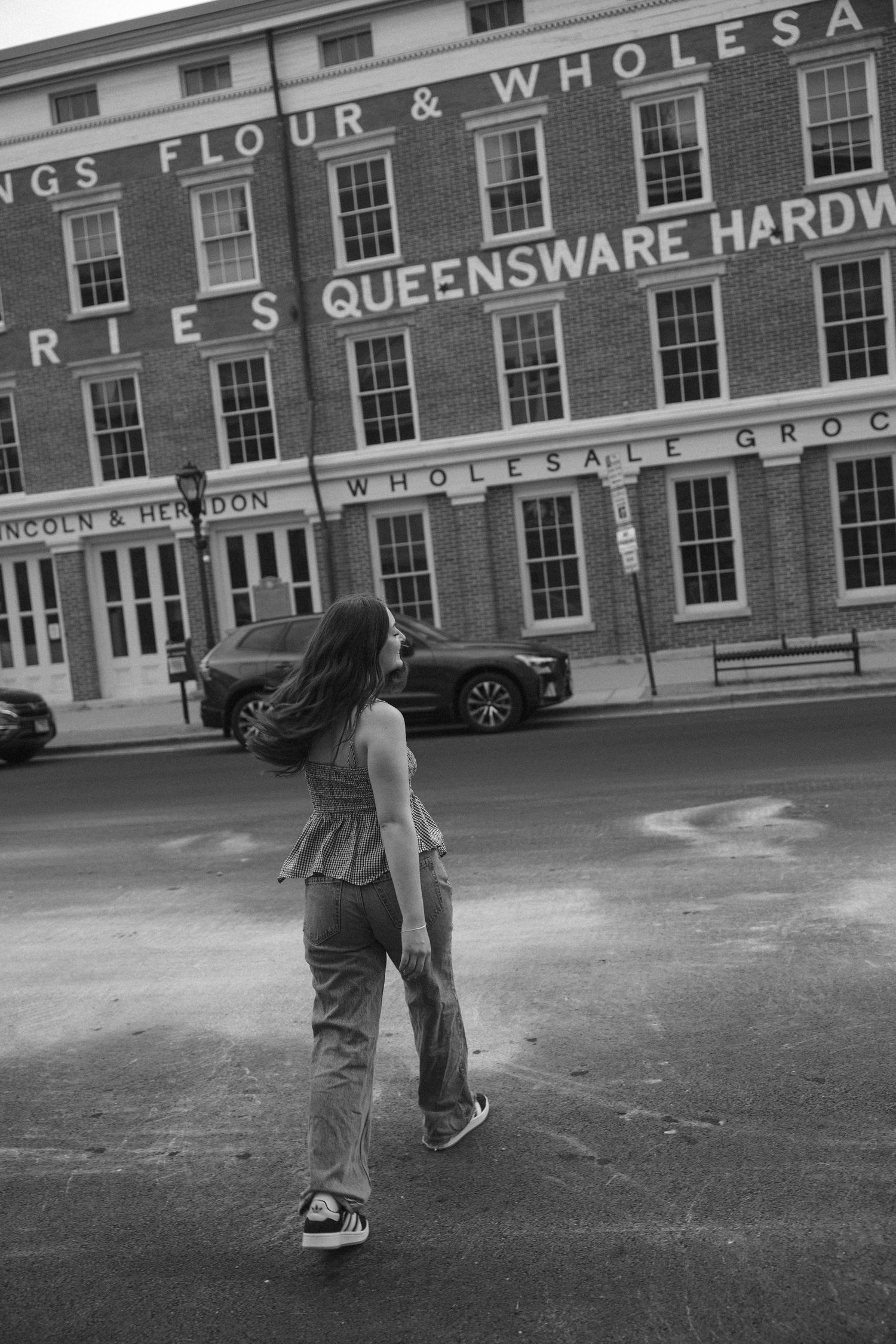 Outdoor summer downtown senior photos in Springfield, Illinois