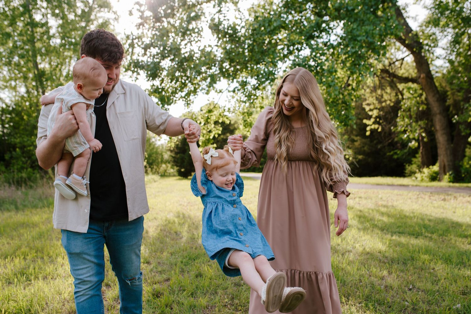 Sedgwick County Park family photos in Wichita KS - Jessica Nadine Photography