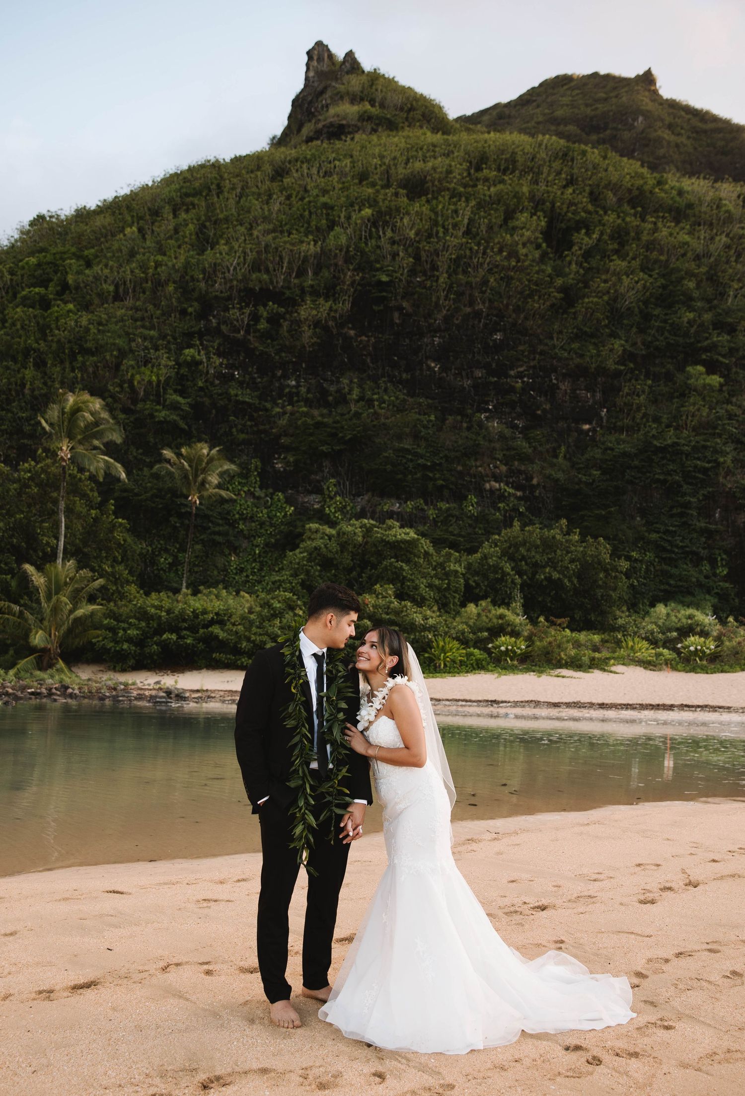 Kauai photographer, love stories, Hanalei Bay, Couple Photography, Wedding photography, Hawaii Photographer, Documentary Photography
