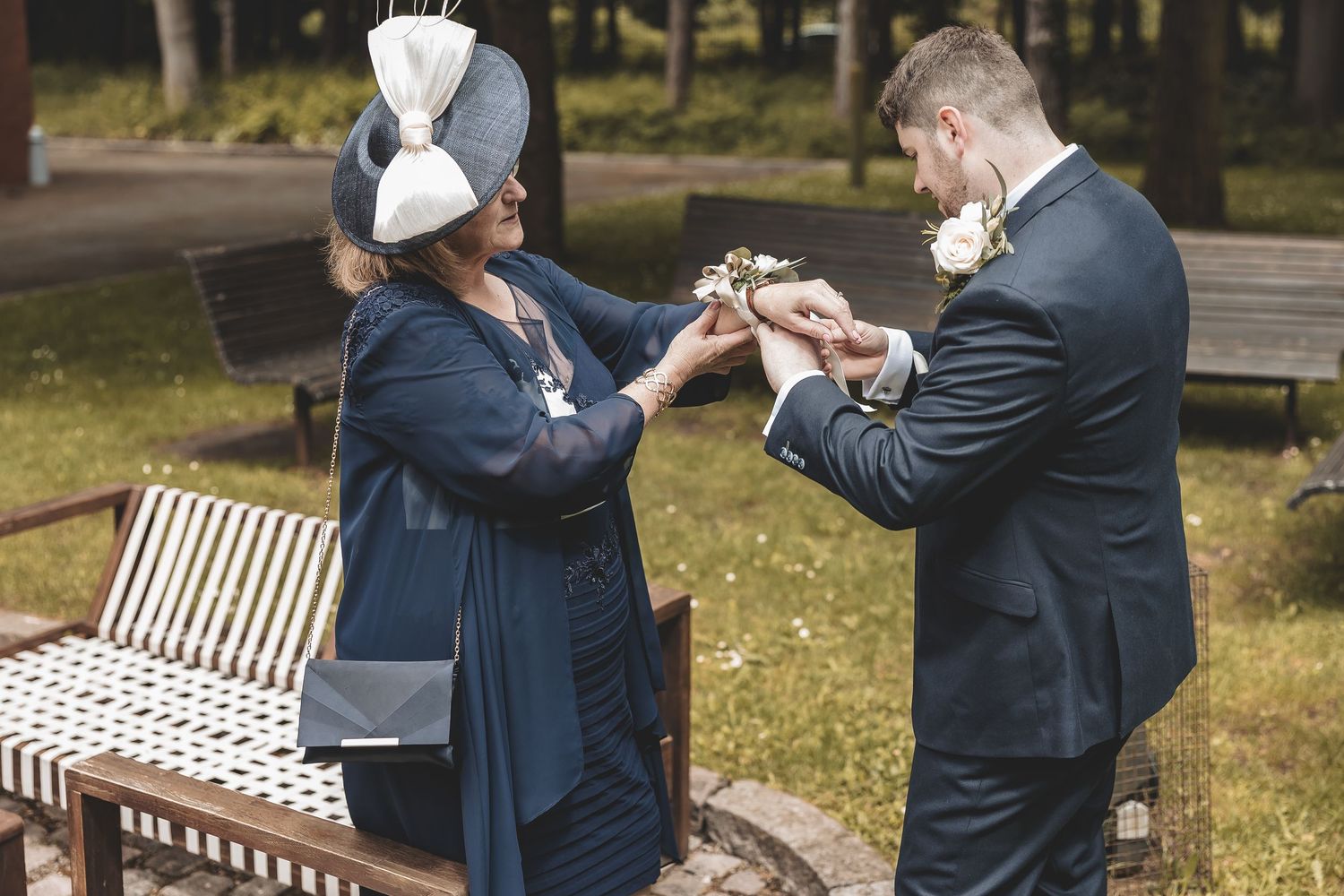Documentary wedding photography real interactions with guests.