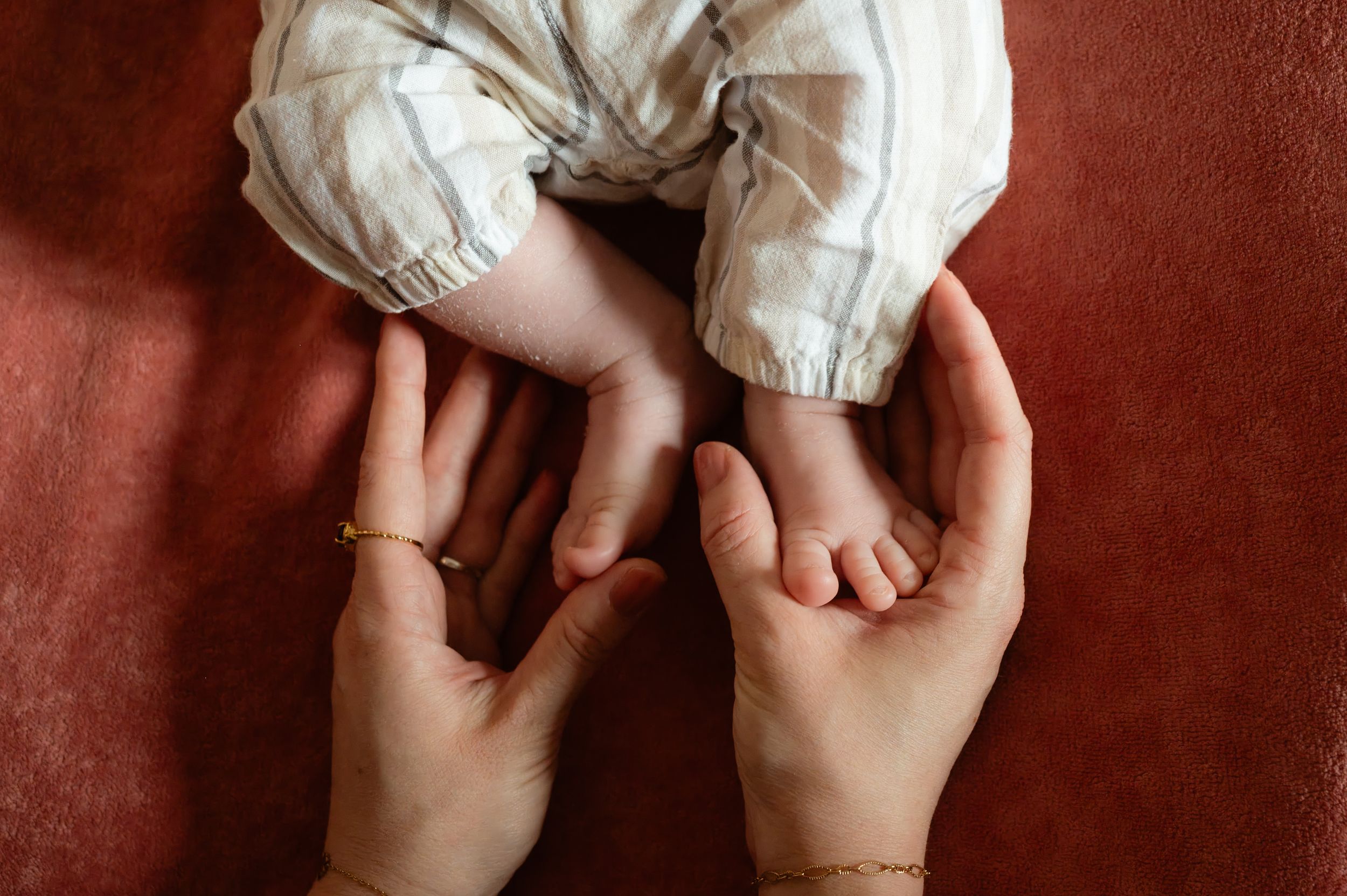 Lifestyle newbornshoot aan huis - Elles Yanna Photography - Wageningen, Rhenen, Veenendaal, Ede