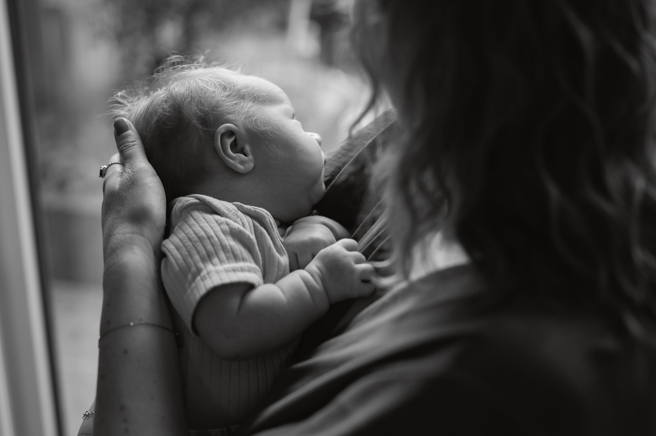 Newbornshoot thuis met je gezin - Elles Yanna Photography