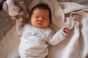 Newbornshoot pasgeboren baby fotoshoot Utrecht, Gelderland | Elles Yanna Photography