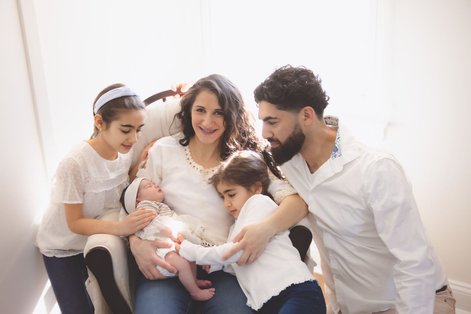 best Long Island newborn photographer, best Nassau county newborn photographer, Long Island lifestyle in home newborn sessions, family baby