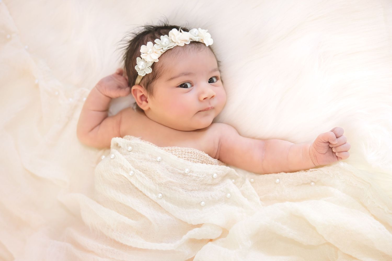 best Long Island newborn photographer, best Nassau county newborn photographer, Long Island lifestyle in home newborn sessions, family baby