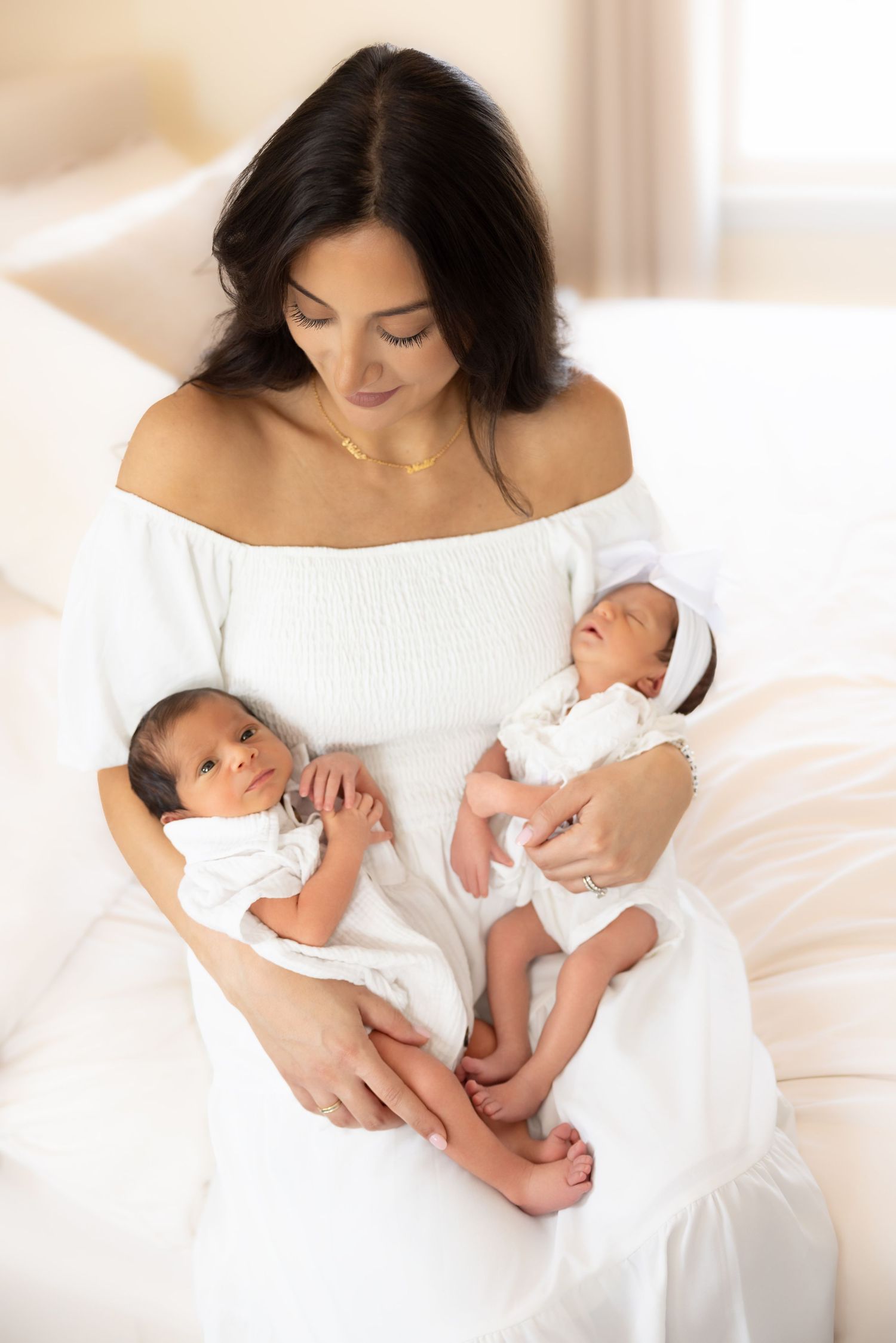 best Long Island newborn photographer, best Nassau county newborn photographer, Long Island lifestyle in home newborn sessions, family baby