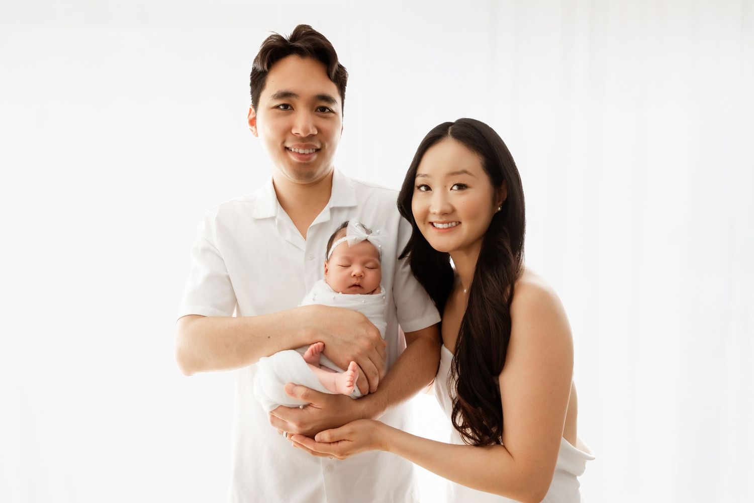 best Long Island newborn photographer, best Nassau county newborn photographer, Long Island lifestyle in home newborn sessions, family baby