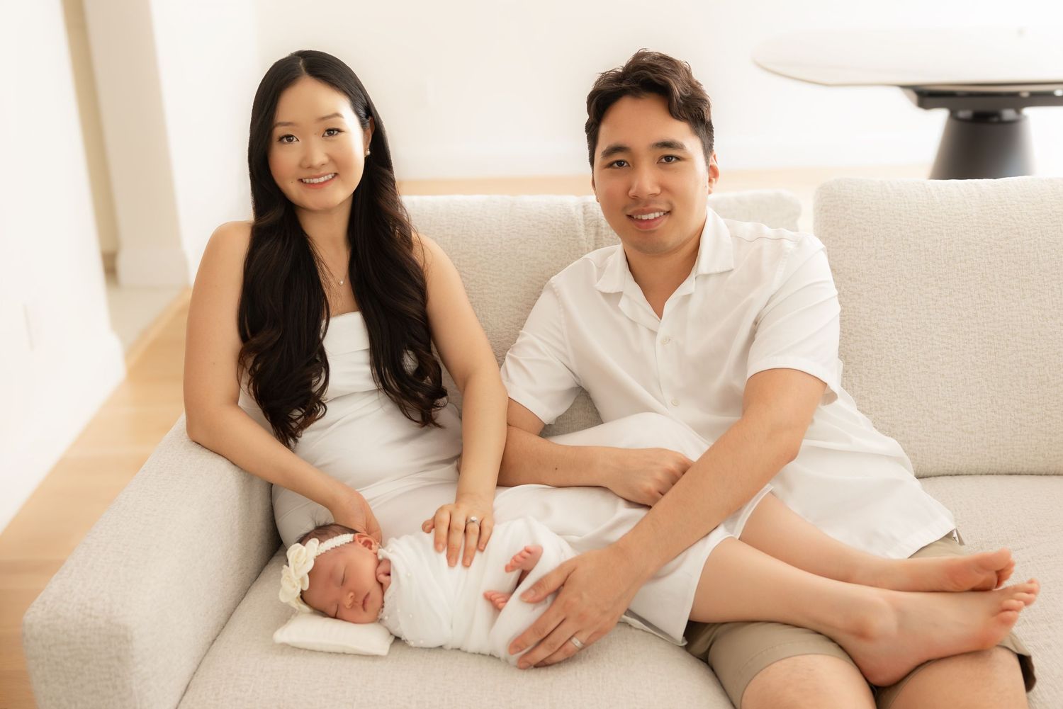 best Long Island newborn photographer, best Nassau county newborn photographer, Long Island lifestyle in home newborn sessions, family baby