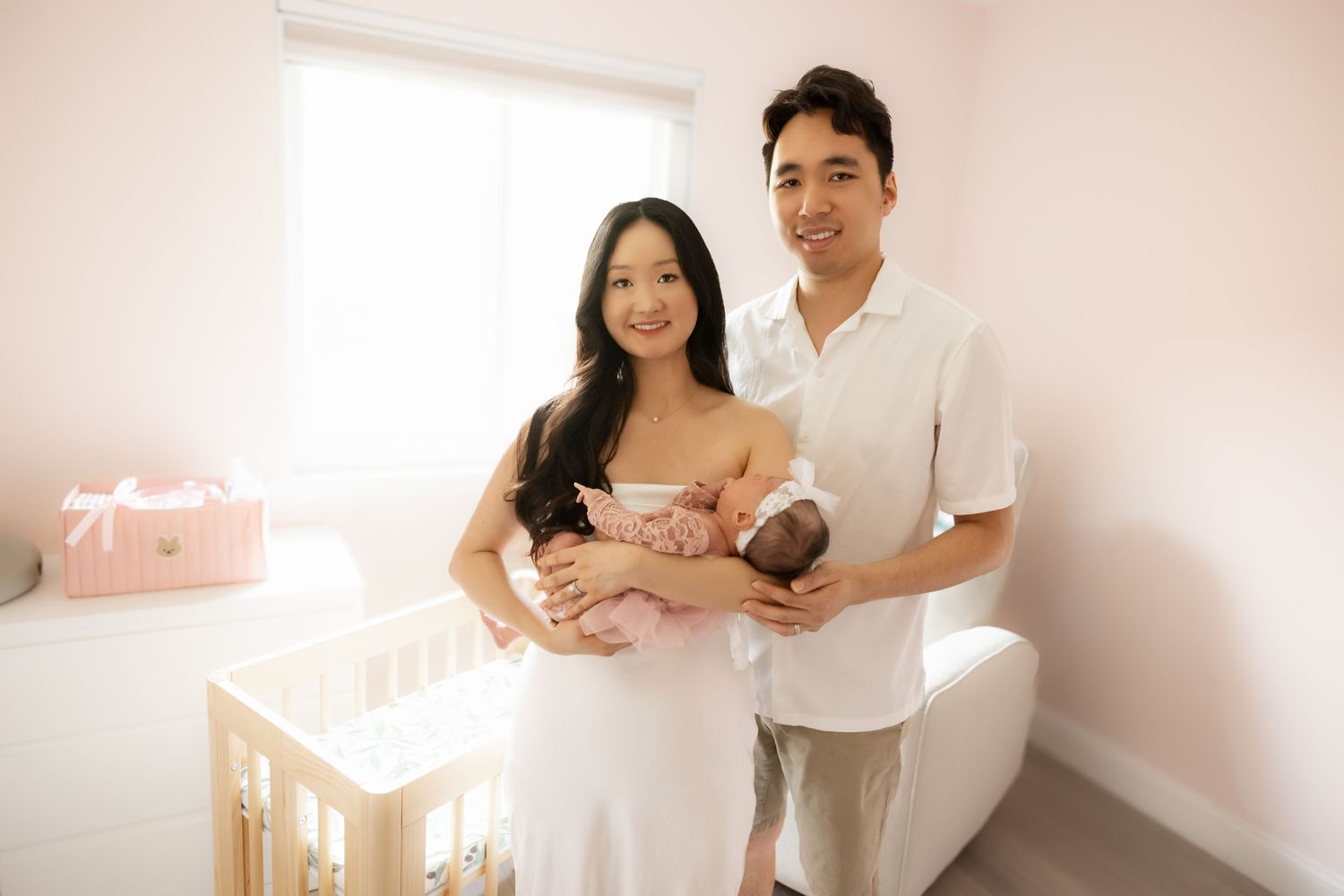 best Long Island newborn photographer, best Nassau county newborn photographer, Long Island lifestyle in home newborn sessions, family baby
