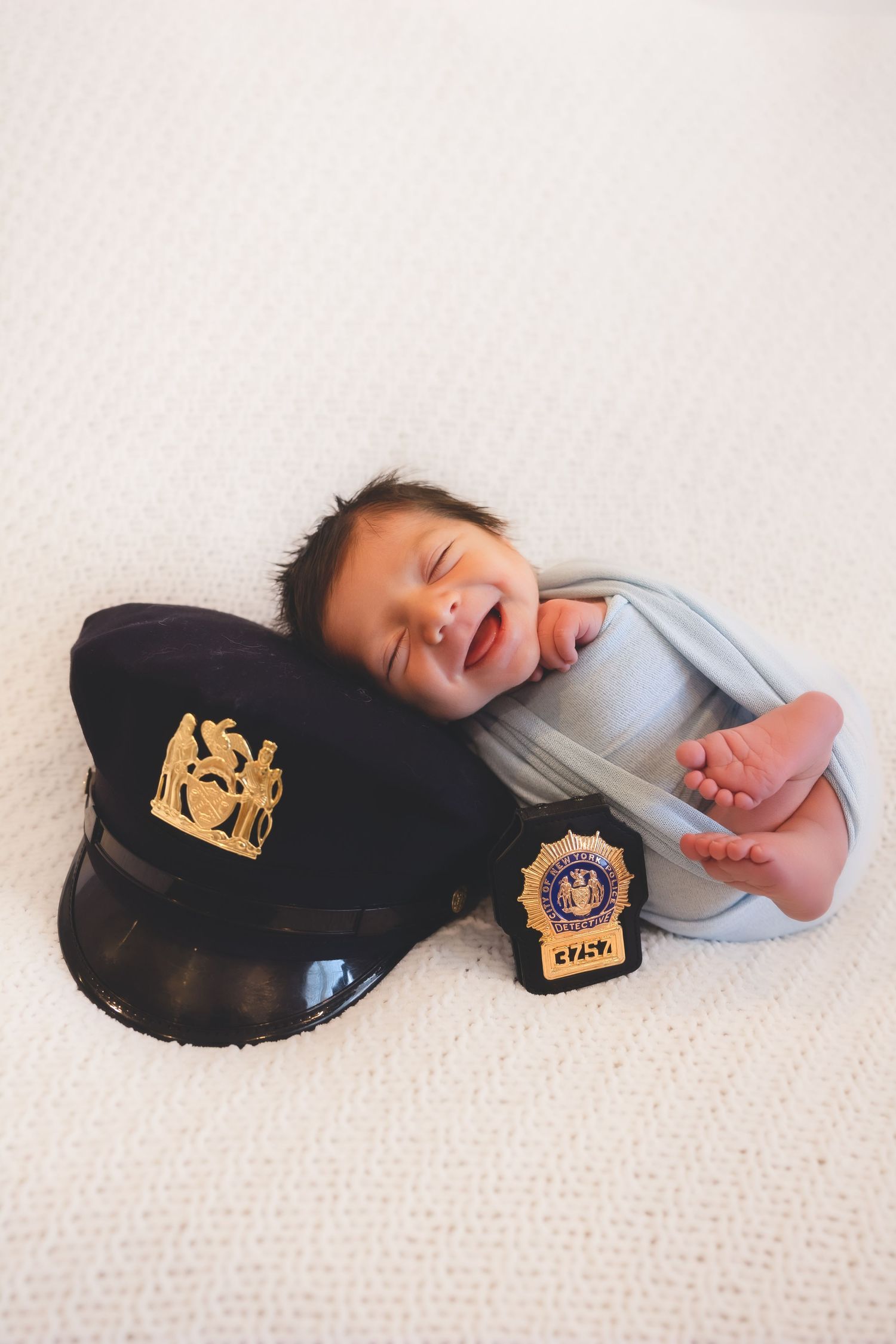 best Long Island newborn photographer, best Nassau county newborn photographer, Long Island lifestyle in home newborn sessions, family baby