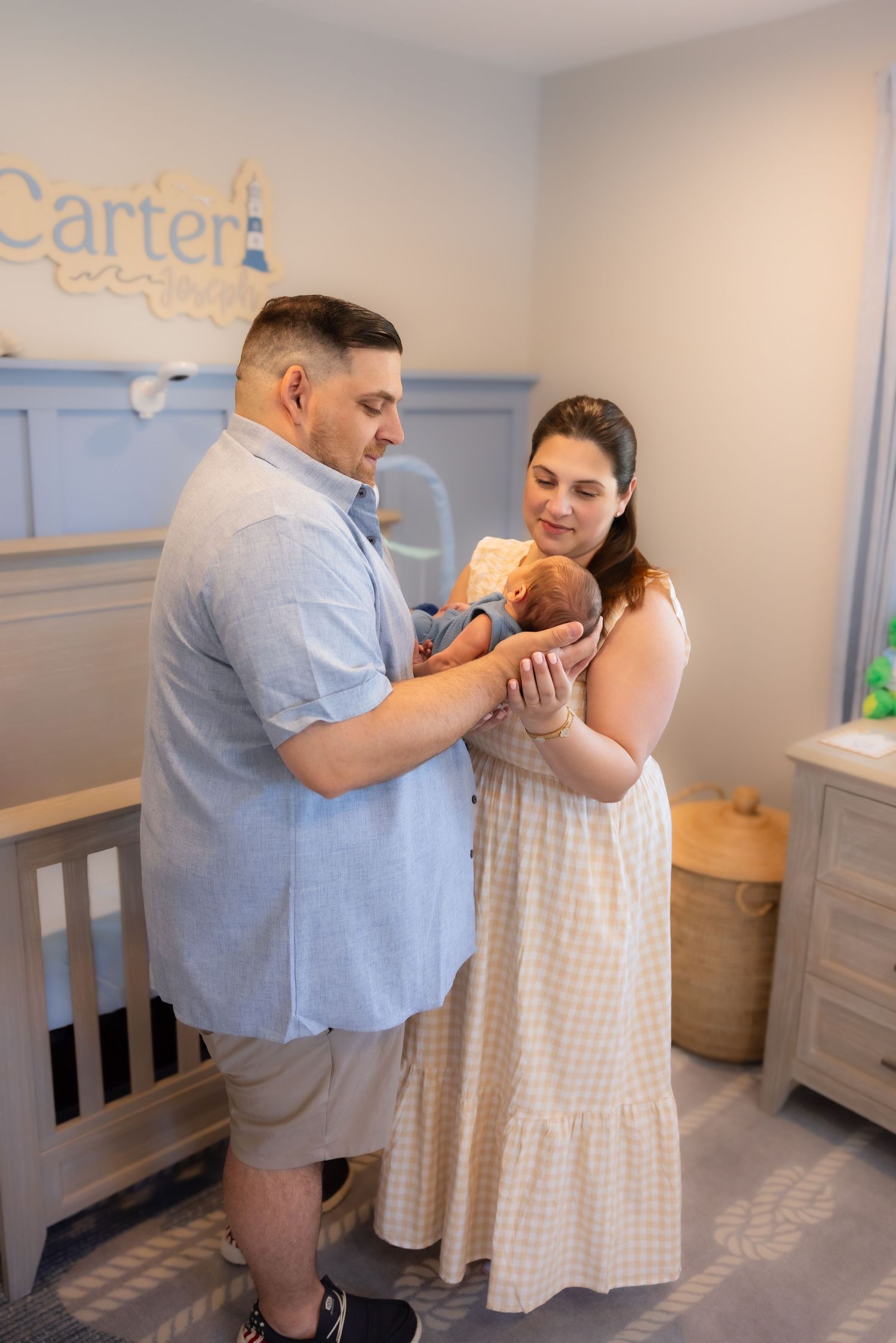 best Long Island newborn photographer, best Nassau county newborn photographer, Long Island lifestyle in home newborn sessions, family baby