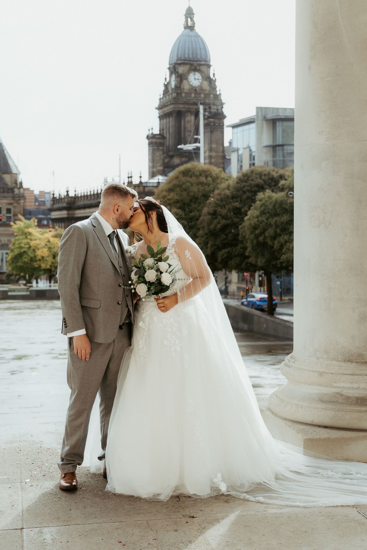 Leeds Civic Hall Wedding Photography Yorkshire