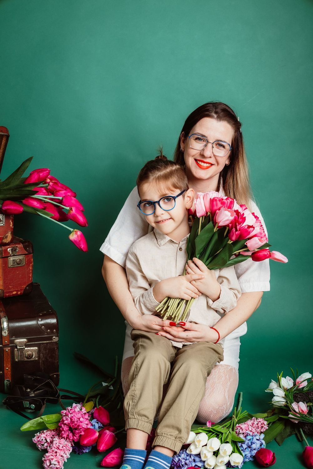 Пролетен декор за фотосесии в Русе - Ziphotos.
Пролетна фотосесия в студио в Русе.