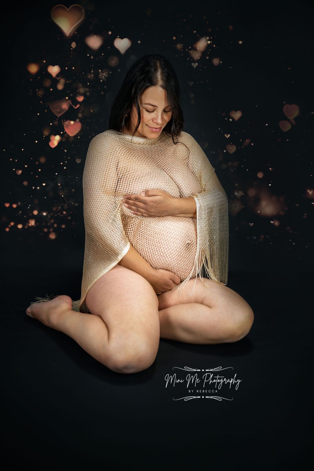 Professional Maternity photoshoot with hearts