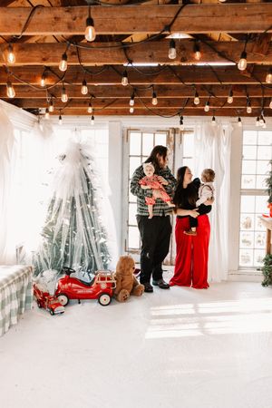 Affordable Knoxville Christmas Mini Session Photography at The Holmstead Studio with Nina Thomas Photography.
