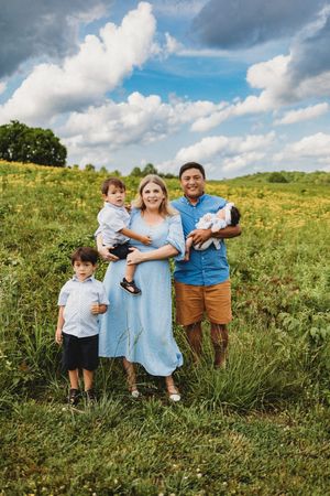 Newborn and family photography at Melton Hill Park in Knoxville by Nina Thomas Photography.