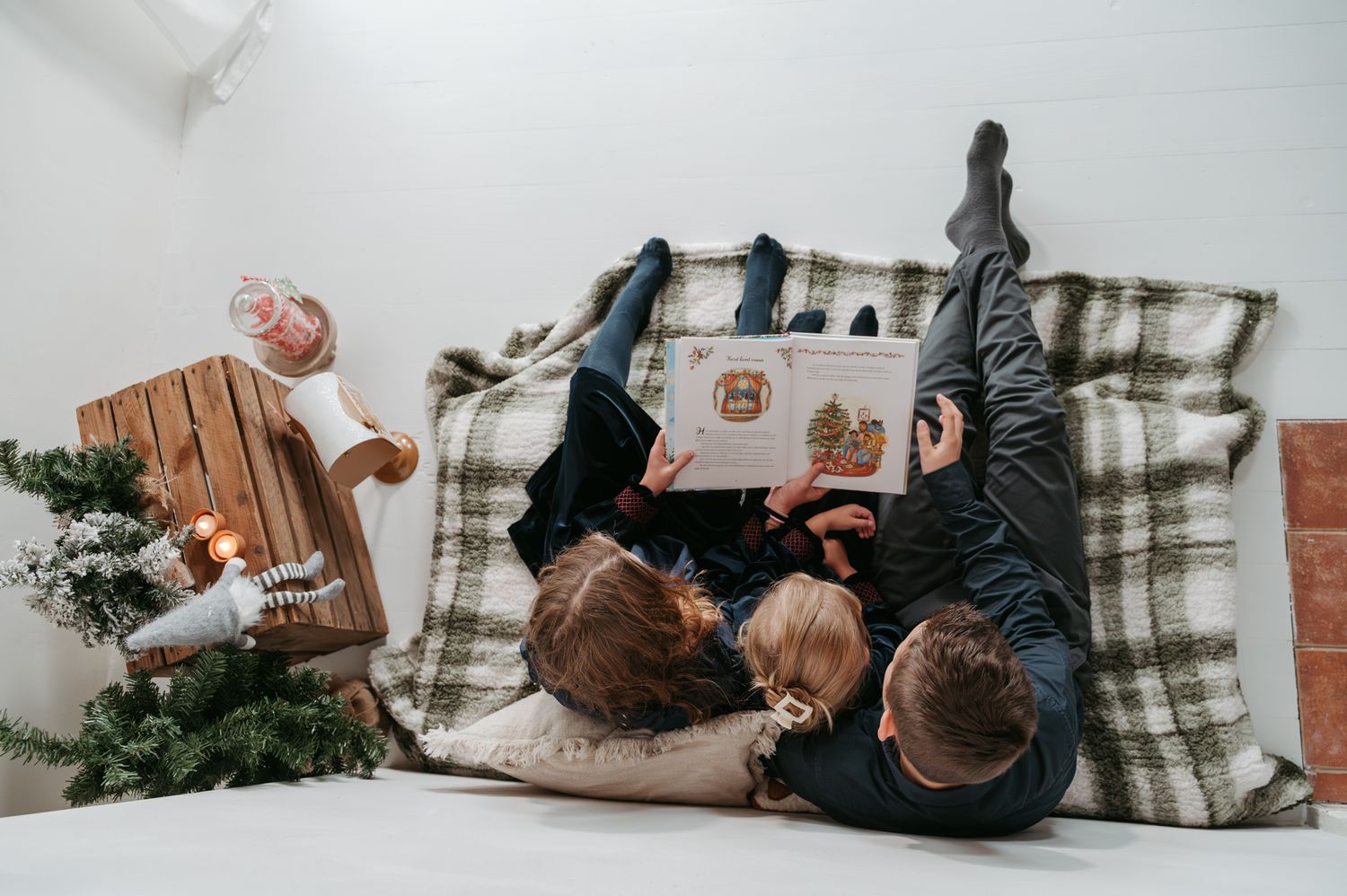 Fotograaf Moerbeke Waasland  - Cosy Christmas kerstminishoot gezin kinderen zwangerschap