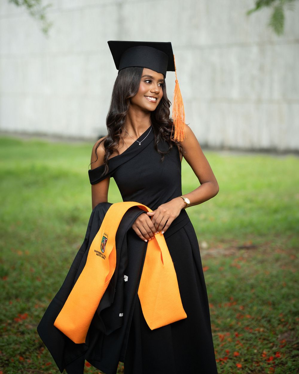 Fotografía de graduación universidad católica Santo Domingo exterior