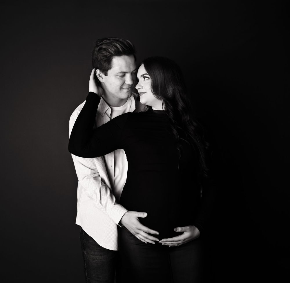Chillicothe Ohio Maternity Photographer studio session